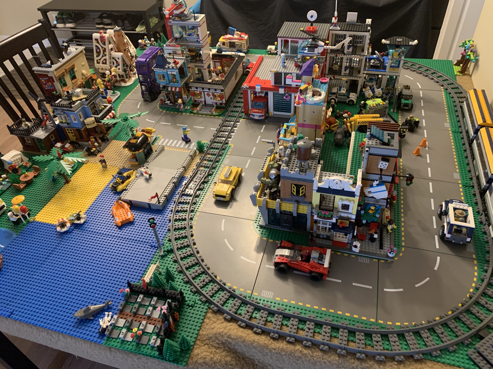 Aron M My Lego City